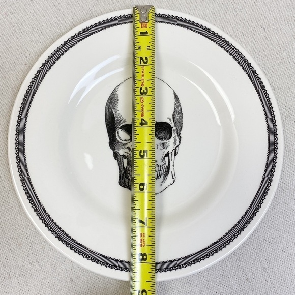 Royal Stafford England 8.5” Skull Salad plate - Picture 3 of 5